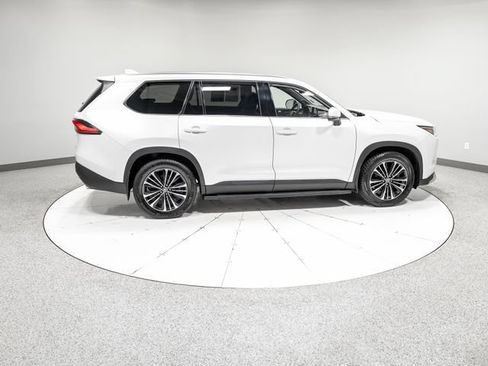 Used 2024 Toyota Grand Highlander AWD Hybrid image 35