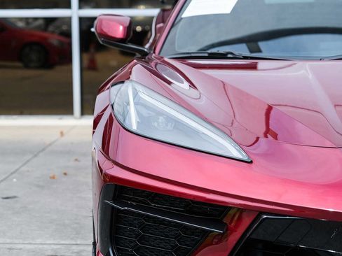 Used 2020 Chevrolet Corvette Stingray Convertible w/ Z51 Performance Package RWD image 3