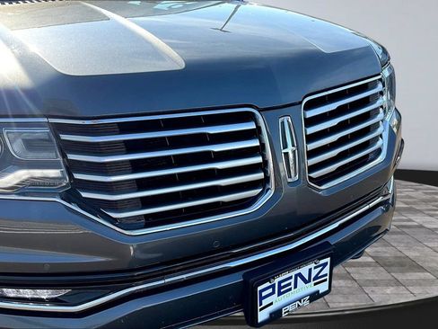 Used 2015 Lincoln Navigator 4WD w/ Equipment Group 101A Reserve image 27