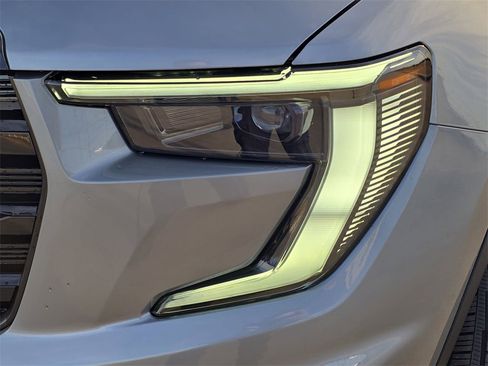 New 2026 GMC Acadia Elevation image 32