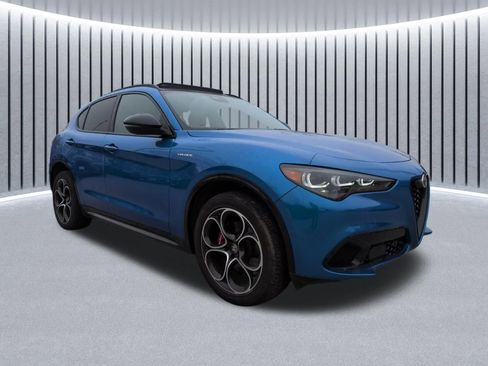 Used 2024 Alfa Romeo Stelvio Veloce AWD/4WD image 1