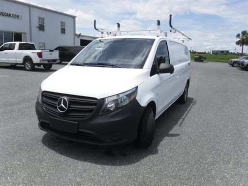 Used 2023 Mercedes-Benz Metris image 22