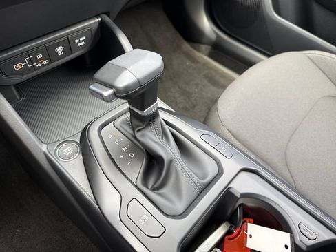 New 2026 Kia K4 FWD image 15