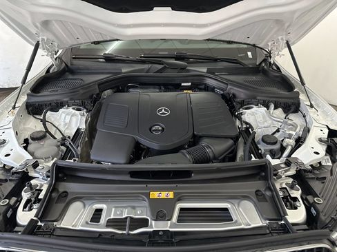 Used 2026 Mercedes-Benz GLC 300 4MATIC image 30