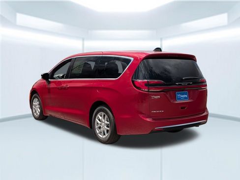 New 2027 Chrysler Pacifica Select w/ Family Tech Group FWD image 3