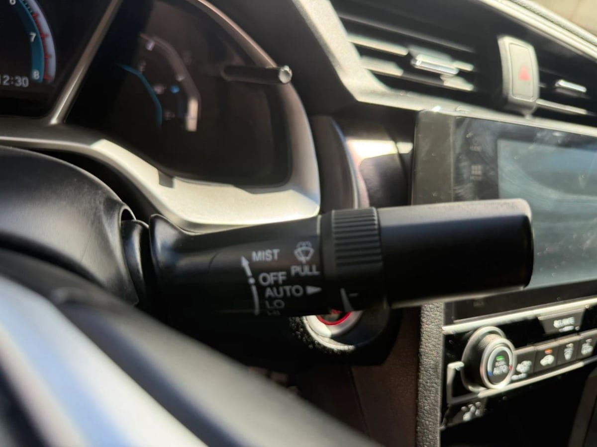Used 2017 Honda Civic Touring image 33