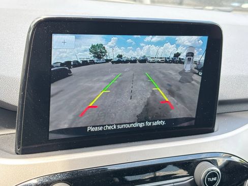 Used 2022 Ford Escape SEL AWD/4WD image 8