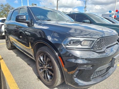 Used 2021 Dodge Durango SXT image 3