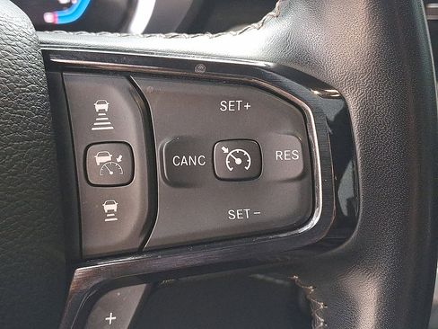 Used 2024 RAM 1500 Limited AWD/4WD image 24