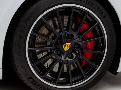 Used 2016 Porsche Panamera GTS image 37