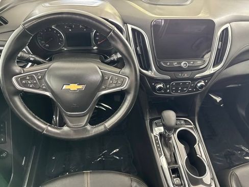 Used 2023 Chevrolet Equinox Premier AWD/4WD image 24