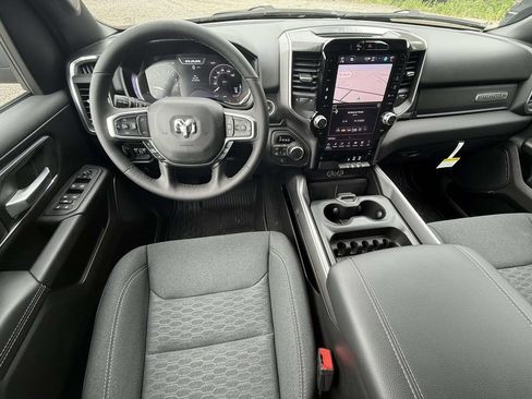 New 2026 RAM 1500 Big Horn AWD/4WD image 8