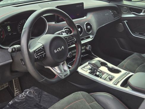 Certified 2023 Kia Stinger GT2 image 17