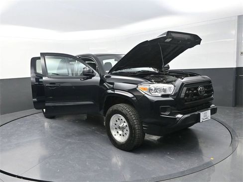 Used 2020 Toyota Tacoma 4x4 Double Cab image 25