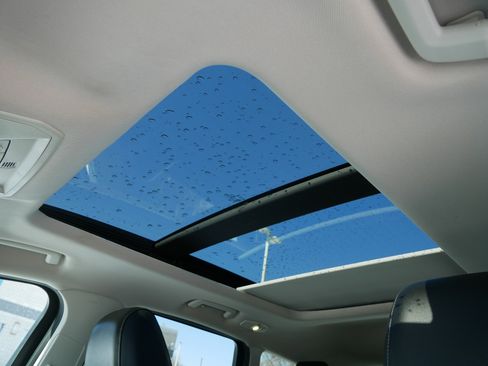 Certified 2017 Ford Escape Titanium image 33