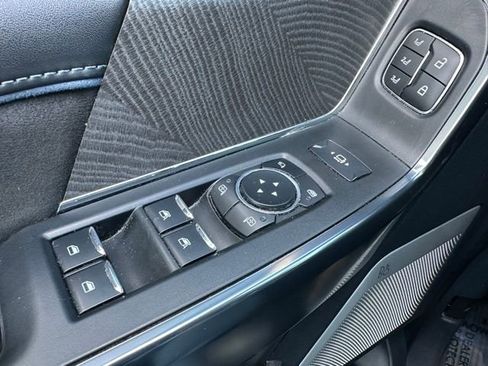 Certified 2025 Ford F250 Platinum AWD/4WD image 29