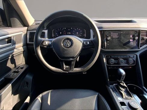 Used 2019 Volkswagen Atlas SEL R-Line AWD/4WD image 5