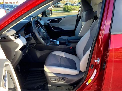 New 2025 Toyota RAV4 XLE image 9