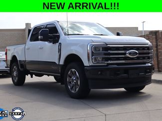Used 2025 Ford F250 King Ranch w/ FX4 Off-Road Package AWD/4WD video 1