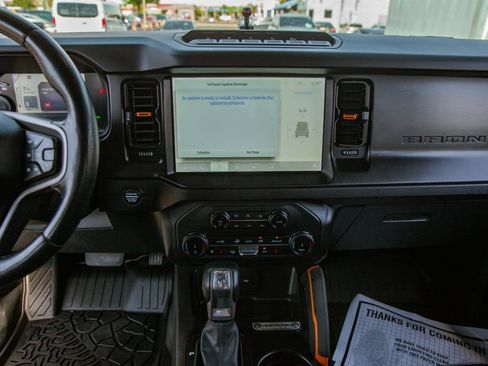 Used 2022 Ford Bronco Badlands AWD/4WD image 14
