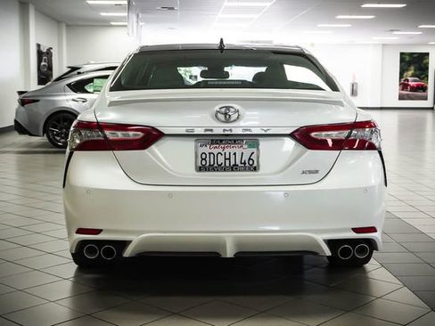 Used 2018 Toyota Camry XSE w/ Driver Assist Package FWD image 7