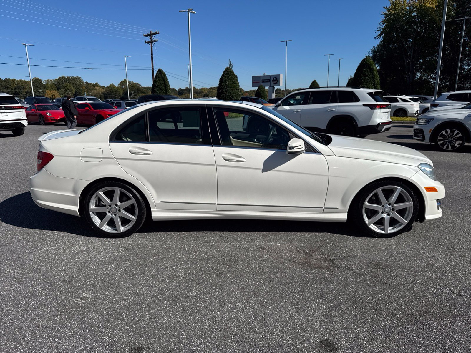 Used 2013 Mercedes-Benz C 350 Sport image 8