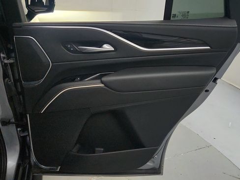 Certified 2024 Cadillac Escalade Sport w/ LPO, ONYX Package AWD/4WD image 27