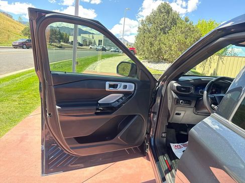 Used 2023 Ford Explorer ST w/ Equipment Group 401A AWD/4WD image 12