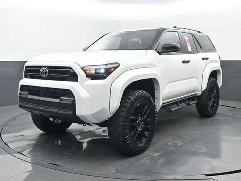 New 2026 Toyota 4Runner SR5 AWD/4WD image 22