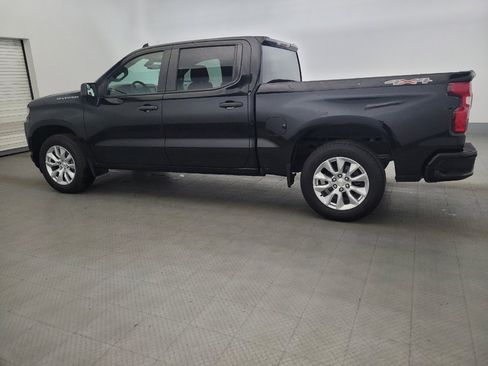 Used 2022 Chevrolet Silverado 1500 Custom AWD/4WD image 3