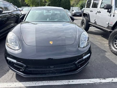 Used 2023 Porsche Panamera GTS AWD/4WD image 2