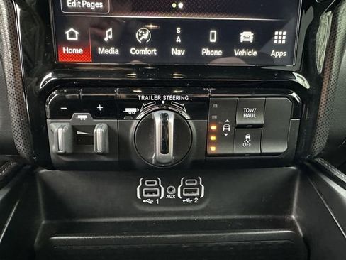 Used 2023 RAM 1500 Limited w/ Night Edition image 23