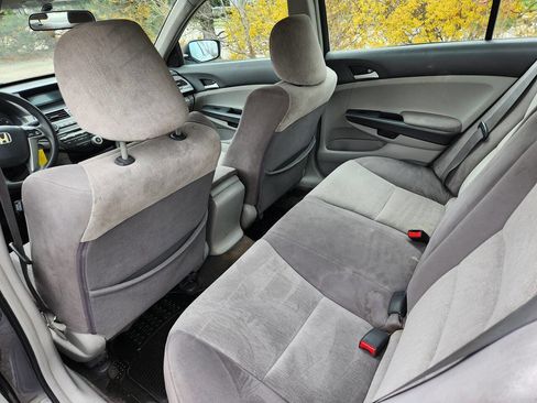 Used 2009 Honda Accord LX image 9