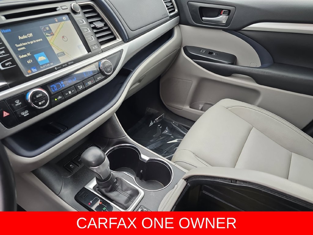 Used 2017 Toyota Highlander XLE AWD/4WD image 26