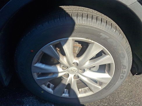 Used 2015 Toyota RAV4 Limited image 8