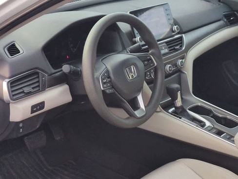 Used 2022 Honda Accord LX image 2
