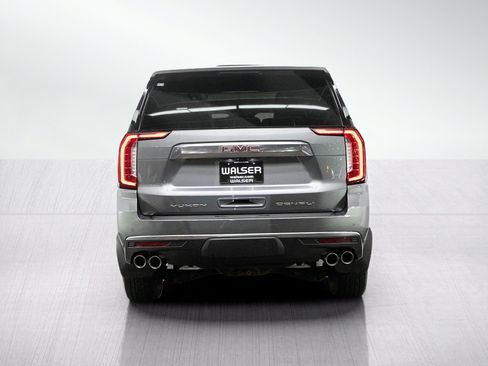 Used 2021 GMC Yukon Denali w/ Denali Premium Package AWD/4WD image 4
