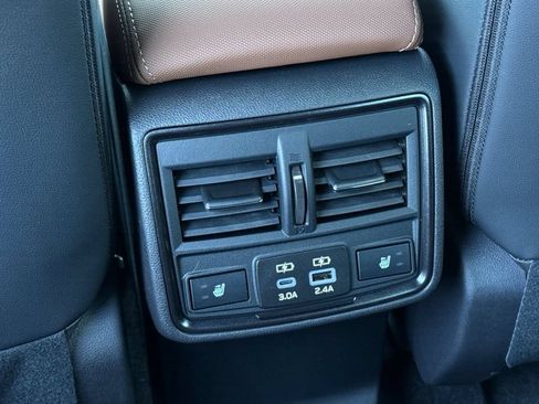 Used 2026 Subaru Forester Touring AWD/4WD image 14