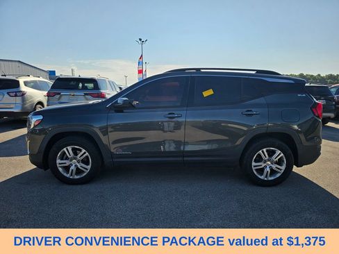 Used 2019 GMC Terrain SLE w/ Driver Convenience Package AWD/4WD image 2