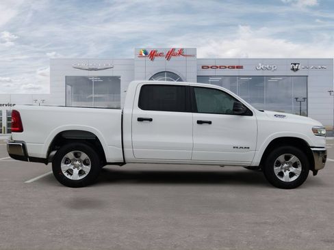 New 2026 RAM 1500 Lone Star AWD/4WD image 6