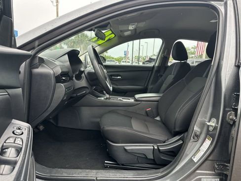 Used 2024 Nissan Sentra SV image 19