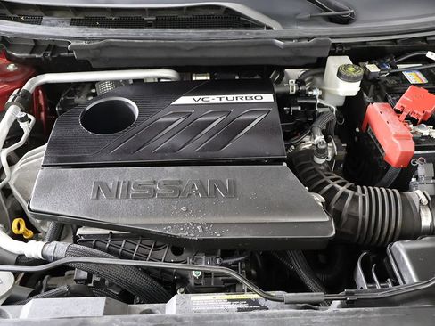 Used 2023 Nissan Rogue SV AWD/4WD image 18
