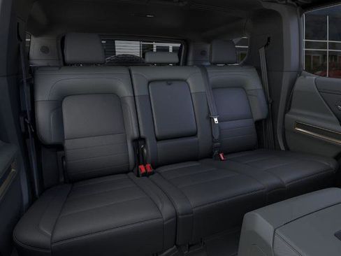 New 2025 GMC Hummer EV 2X w/ LPO, Roof Cross Rail Package image 17