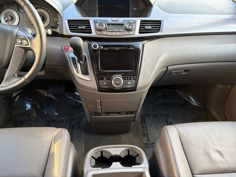 Used 2014 Honda Odyssey EX-L image 11