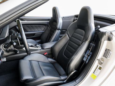 Certified 2021 Porsche 911 Turbo image 5