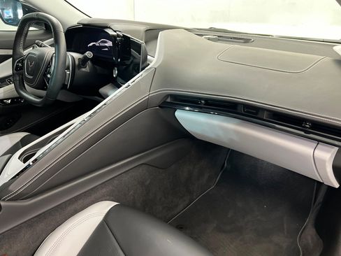 Certified 2023 Chevrolet Corvette Stingray Premium Conv w/ Stealth Interior Trim Package image 16