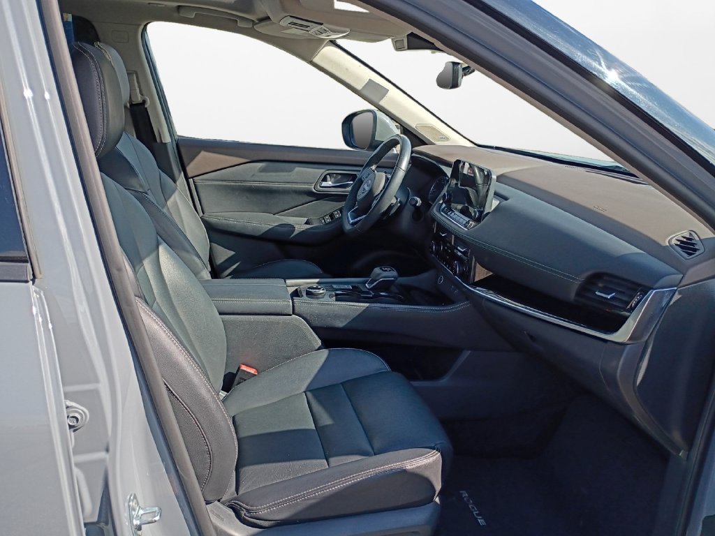 Used 2023 Nissan Rogue SL w/ SL Premium Package AWD/4WD image 17