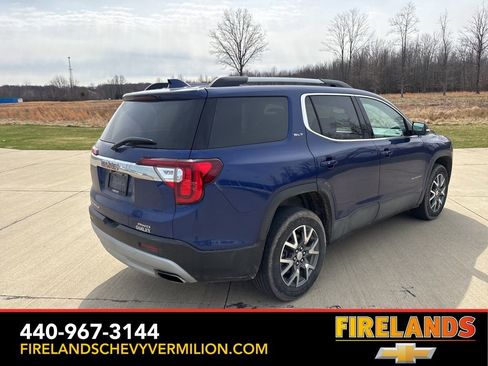 Used 2023 GMC Acadia SLT w/ Technology Package image 6