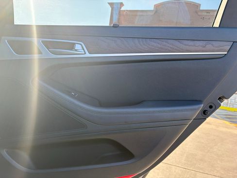 Used 2015 Hyundai Genesis 3.8 w/ Option Group 04 image 27