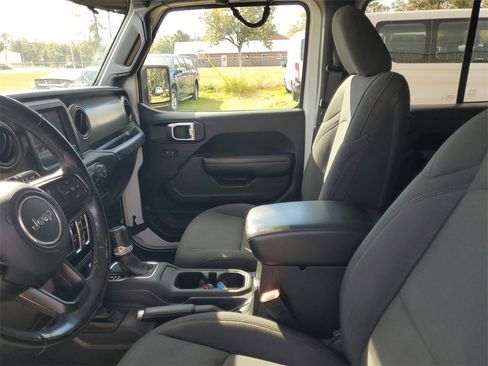 Used 2020 Jeep Wrangler Unlimited Sport image 14